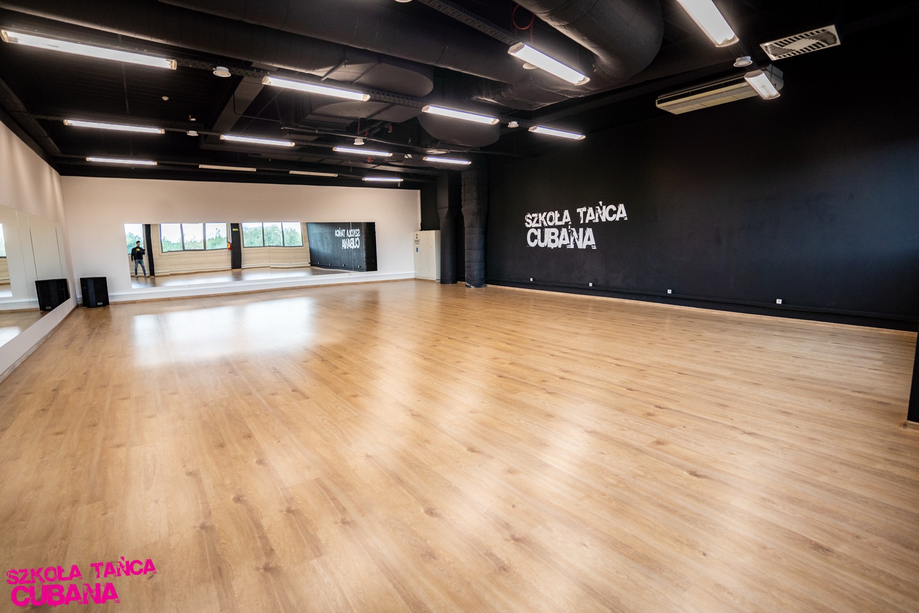 Sala Szkoły Tańca Cubana w CH Sarni Stok